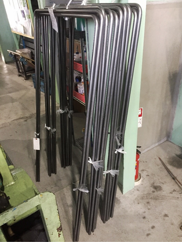 143-STKM　21.7ｘ1.9　ビート位置を内にして芯45°のコの字曲げ